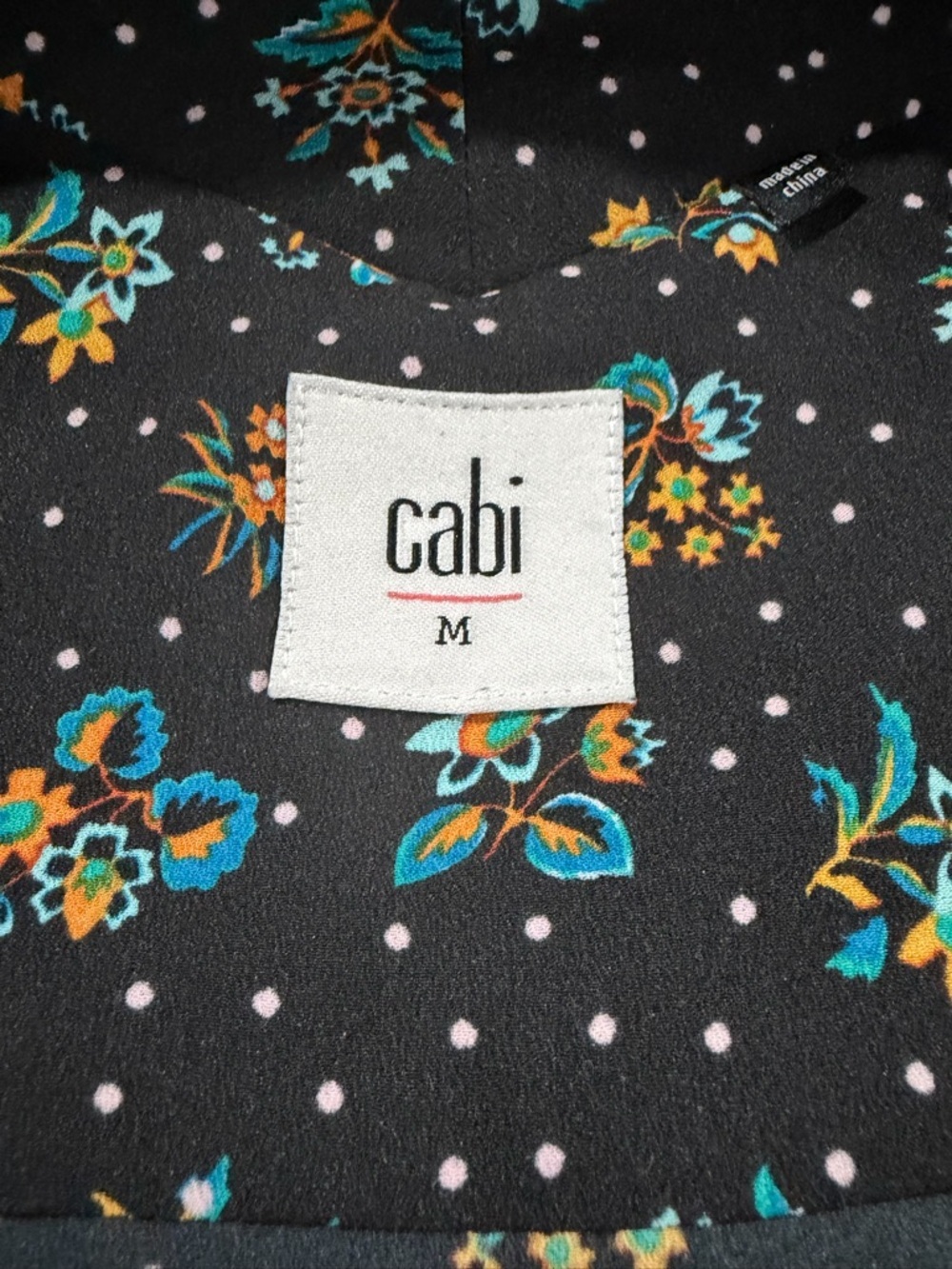 CAbi Black Sleeveless Floral Collared Pull-Over Blouse with Buttons - Picture 7 of 9